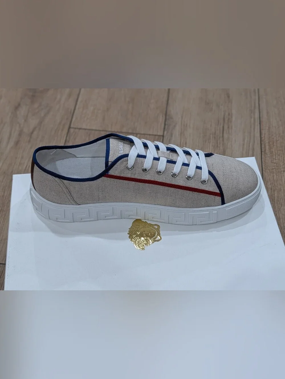 $750 VERSACE Canvas Low-Top Sneakers Beige/Red/Blue Palladium 43 US 10